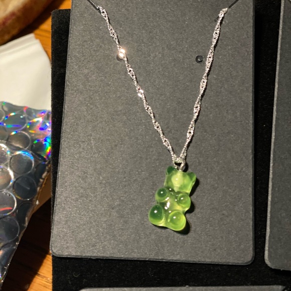 Silver plated gummy bear necklaces - Picture 4 of 8